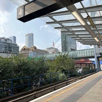 Photo taken at Poplar DLR Station by ooYOYAEoo on 9/26/2023