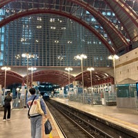 Photo taken at Canary Wharf DLR Station by ooYOYAEoo on 9/18/2023