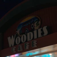 Foto diambil di Woodies Café oleh Jason K. pada 11/16/2020