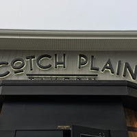 Foto tirada no(a) Scotch Plains Tavern por Jason K. em 12/16/2018