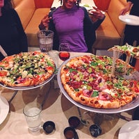 11/8/2015にJuan A.がUpper Crust Pizza Co.で撮った写真