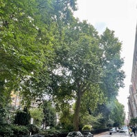 Photo taken at Montagu Square by Ded Ž. on 8/26/2022