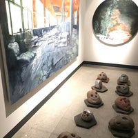 Photo taken at Художественная галерея «Гостиный двор» by Ded Ž. on 9/7/2017
