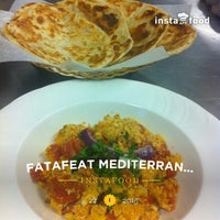 Foto diambil di Fatafeat Mediterranean Cuisine oleh A B. pada 1/26/2015