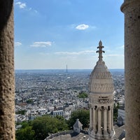 Photo taken at Dôme de la Basilique du Sacré-Cœur by Helder C. on 6/14/2023