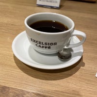 Photo taken at EXCELSIOR CAFFÉ by Masakazu U. on 8/13/2023