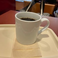Photo taken at Caffè Veloce by Masakazu U. on 6/25/2022