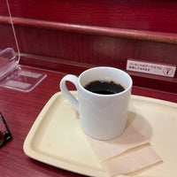 Photo taken at Caffè Veloce by Masakazu U. on 1/21/2023