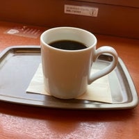 Photo taken at Caffè Veloce by Masakazu U. on 1/29/2022