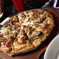 Photo taken at Pizza Hut by Dennis on 11/28/2012