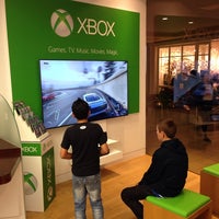 Photo taken at Microsoft Store by Jac on 11/30/2013