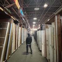 Photo taken at Urban Ore Salvage by Yui on 2/13/2024