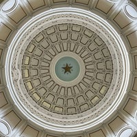 Foto diambil di Texas State Capitol oleh Yui pada 4/4/2024