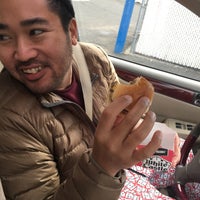 Photo taken at White Castle by Yui on 11/26/2018