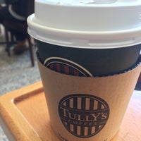 Photo taken at TULLY&amp;#39;S COFFEE 都庁店 by noriko on 2/2/2015