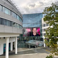 Photo taken at Deutsche Telekom by dieliebich on 9/9/2022