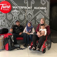Das Foto wurde bei Tune Hotels.com - Waterfront Kuching von Budyn N. am 5/9/2019 aufgenommen