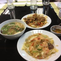 Photo taken at ป้าแอ๋ว Restaurant สนญ. by Tang-gua K. on 11/15/2012
