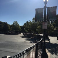 Photo taken at Mountain View Caltrain Station by Omer Z. on 7/26/2016