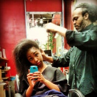 4/24/2013에 Kassandra P.님이 Wellington Hair Spa Inc에서 찍은 사진