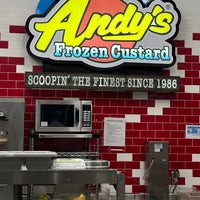 รูปภาพถ่ายที่ Andy&amp;#39;s Frozen Custard โดย Casey L. เมื่อ 4/22/2024