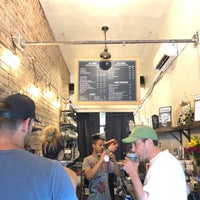 รูปภาพถ่ายที่ Groundwork Coffee โดย Casey L. เมื่อ 5/28/2018
