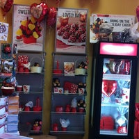 Photo taken at Edible Arrangements by Candyce H. on 2/13/2013