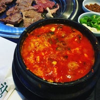 Снимок сделан в Seorabol Korean Restaurant пользователем Майкл і Жанін 3/9/2017