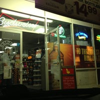 5/4/2013にBushbabyがBridge Liquorsで撮った写真