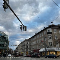 Photo taken at H Rennweg/Fasanplatz by Ilya V. on 1/10/2023