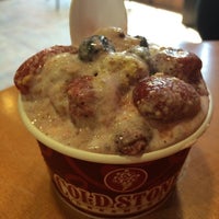 Photo taken at Cold Stone Creamery by Anya on 9/1/2014
