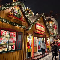 Снимок сделан в Stuttgarter Weihnachtsmarkt пользователем Ceren B. 12/6/2022