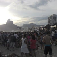 Photo taken at Verão Rio 2014 - O Globo by Vinícius T. on 1/12/2014