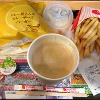 Photo taken at Lotteria by Tomo A. on 4/5/2015