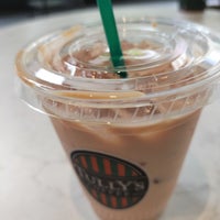 Photo taken at Tully&amp;#39;s Coffee by ふわふわ あ. on 9/25/2023