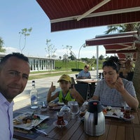 Das Foto wurde bei Özsar Restaurant von Onur K. am 9/14/2016 aufgenommen