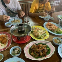 Photo taken at Sung Wean Seafood by Ann A. on 1/31/2021