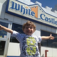 Photo taken at White Castle by Rocky W. on 7/29/2013