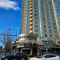 รูปภาพถ่ายที่ Vancouver Airport Marriott Hotel โดย Viacheslav เมื่อ 11/4/2023