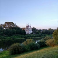 Photo taken at Церковь Иоанна Златоуста by Viacheslav on 8/6/2016
