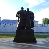 Photo taken at Памятник Петру и Февронии by Viacheslav on 8/5/2018