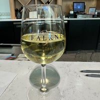Foto tirada no(a) Falkner Winery por Michelle em 11/22/2022
