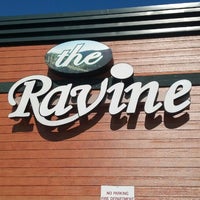 Foto tirada no(a) The Ravine por Jim s. em 3/3/2013