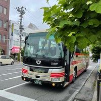 Photo taken at 宮古駅前バス停 (106急行) by Naoyeah on 7/2/2021