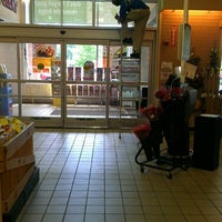 Giant Food Store - Levittown, PA