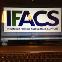 รูปภาพถ่ายที่ IFACS Project โดย Musnanda S. เมื่อ 1/30/2013