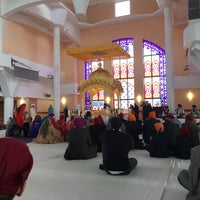 Photo taken at Gurdwara Sri Guru Singh Sabha by Chandeep K. on 11/5/2016