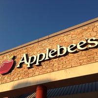 Photo taken at Applebee&amp;#39;s Grill + Bar by Carlos C. on 1/22/2013