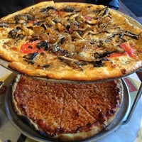 Foto tirada no(a) Alforno Trattoria • Bar • Pizza por Ivy K. em 5/25/2014