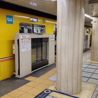 Photo taken at Ginza Line Shimbashi Station (G08) by Lorraine Y. on 1/27/2024